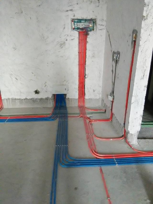 頭一次見水電這么裝！簡直顛覆了我對(duì)水電安裝的認(rèn)知